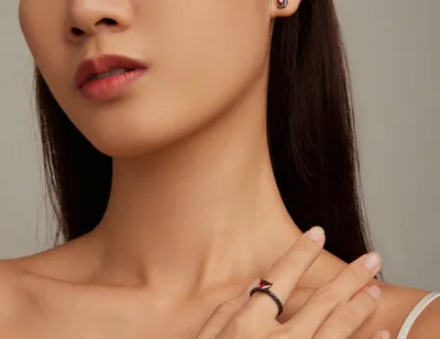 Sterling Silver S925 Dark Night Love Heart-shaped Ring
