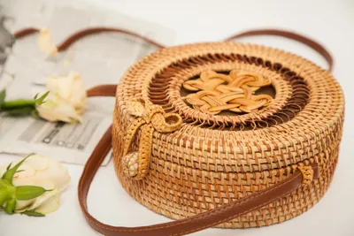 Natural PU small round straw bag