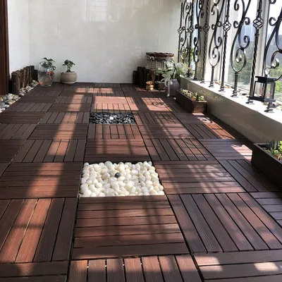 Outdoor mosaic carpet
