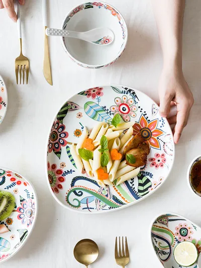 Creative single painted ceramic bowl