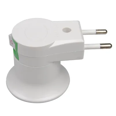 Wall plug-in screw lamp holder with switch