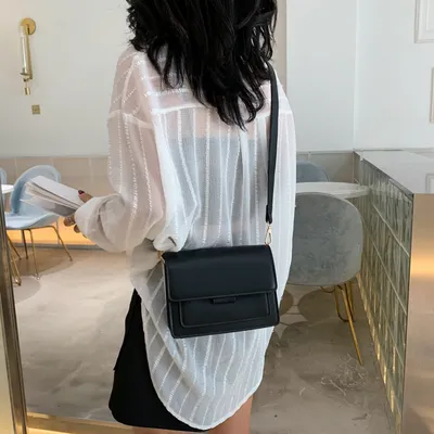 Vintage one shoulder messenger bag
