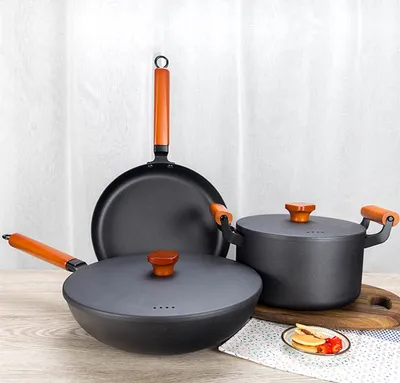 Flat Bottom Non-stick Household Iron Pan Gift