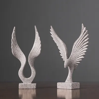 Cute Mini Dapeng Wings Exhibition Resin Craft Decoration