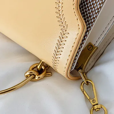 All-match Fashion Chain Portable Messenger Bag