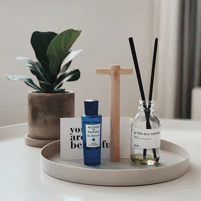 Round solid wood portable tray
