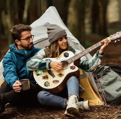 مجموعة ملصقات الحدائق الوطنية (100 قطعة)، ملصقات فينيل مقاومة للماء، مثالية للمغامرات الخارجية، والمشي لمسافات طويلة، والتخييم، وزجاجات المياه، وأجهزة الكمبيوتر المحمولة، والسيارات، ومعدات السفر. تخفي