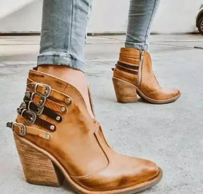 Independent Stand Large Size Pointed Toe Thick Heel Short Tube Side Zipper Wooden