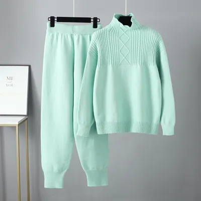 Women's Fashionable And Versatile Knitted Pants Set