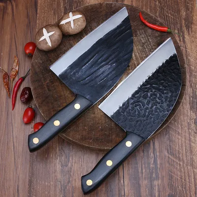عظام وخضروات مطروقة بطراز من الفولاذ المقاوم للصدأ من سكاكين المطبخ