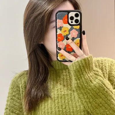 Plush Niche Flower Fashion Phone Case