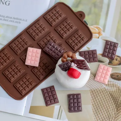 12 Even Waffle Chocolate Silicone Mould Decoration