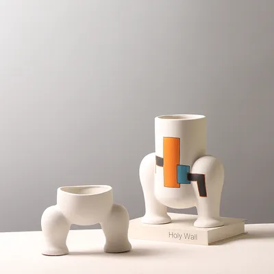 Creative Capsule Man Decoration Decorative Vase Color Matching Hand-painted Frosted Ceramic Crafts