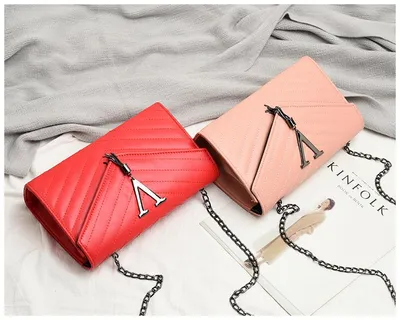 Korean version of the trendy messenger bag