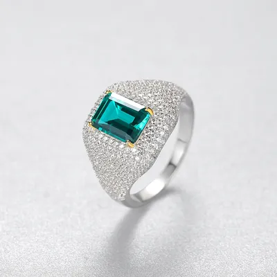 Fashion Simulation Emerald Retro Ring Women
