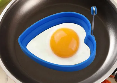 قالب البيض المقلي بقلب السيليكون مع مقبض