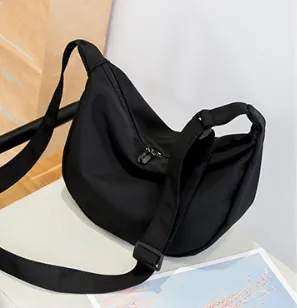 Canvas shoulder bag