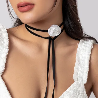 Retro Camellia Rhinestone Necklace For Women