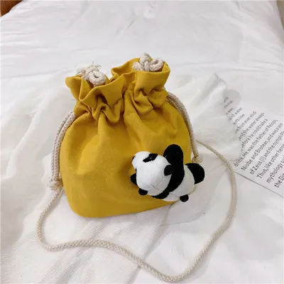 Female cartoon doll bucket bag