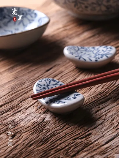 Crescent Ceramic  Pillow Spoon Fork Stand Dining Table Accessories Supplies