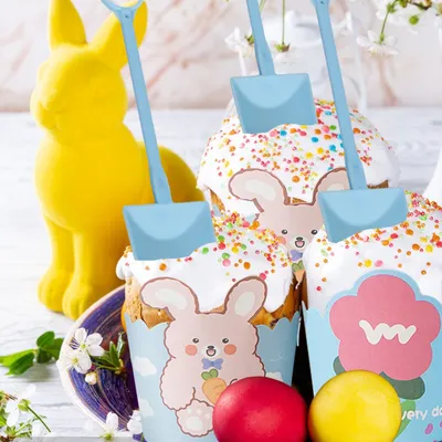 Cute Cupcake Liners Wrappers With Plastic Spoons Bunny Flower Pattern Paper Baking Cup Scalloped Edge Cupcake Muffin Cases For Easter Spring Birthday Wedding Holiday Party Supplies