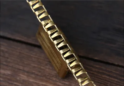Hair locating clip side temple clip