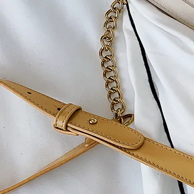 All-match Fashion Chain Portable Messenger Bag