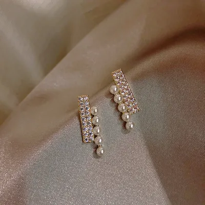 Pearl Crystal Stud Earrings For Women