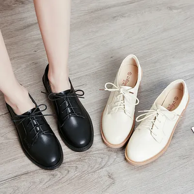 Thick heel mid-heel small leather shoes