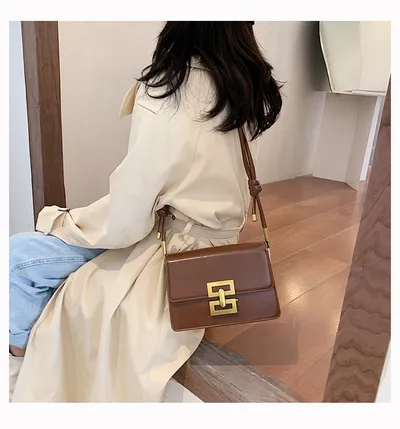 New One-Shoulder Messenger Chain Bag In Autumn