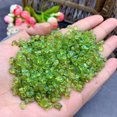 Natural Crushed Peridot Crystal Ornament Craft Accessories