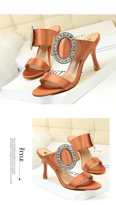 Female sandals and slippers with one word