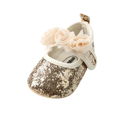 Rose baby shoes