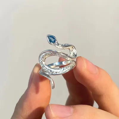 Euramerican Wind Topa Stone Snake Ring Personality