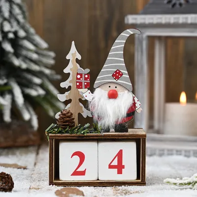 Christmas wooden pine cone calendar for the elderly