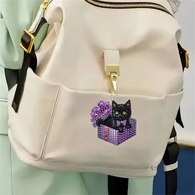 DIY Diamond Painting Keychain - Animal Themed Moon Disk, DIY Decorations, Diamond Kit Craft Supplies, Handmade Mosaic Painting Keychain DIY Set Suitable For Beginners, Creative Handmade Craft