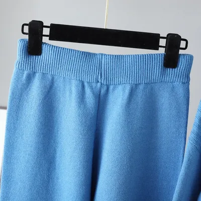 Women's Fashionable And Versatile Knitted Pants Set