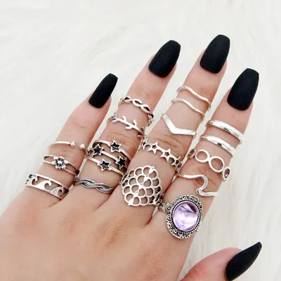 Fashion Gemstone Five-pointed Star Leaf Sea Wave Twist 17-piece Ring Joint