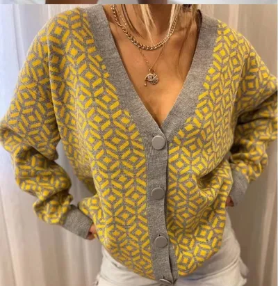 Fashion V-Neck Cardigan Long Sleeve Women's Knit Jacquard Sweater