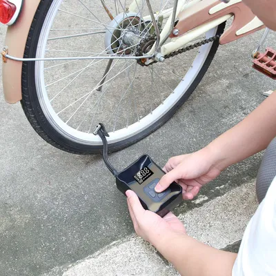 1Pc 150PSI Cordless Tire Inflator Digital Air Compressor With LED Light Emergency Power Bank For Cars Motorcycles Bicycles Balls
