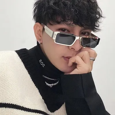 Men's And Women's Fashion Retro Punk Rectangular Sunglasses