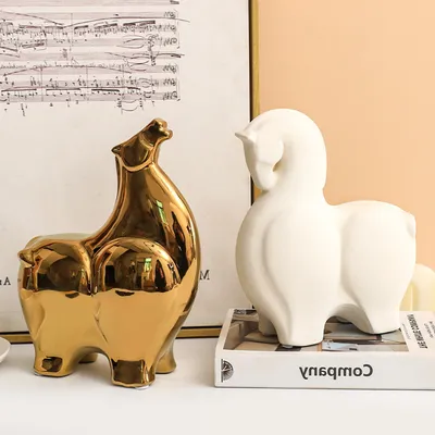 Simple Abstract Black And White Strip Matte Horse Ornaments Ceramic Crafts