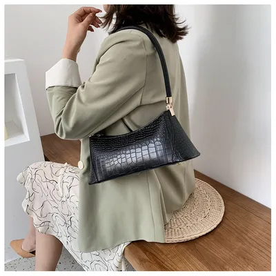 Temperament baguette shoulder bag