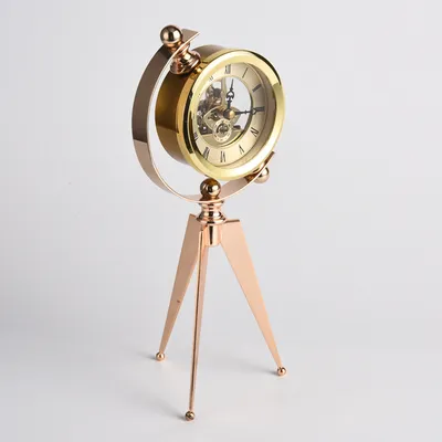 Desktop Pendulum Clock European Craft Clock Ornament