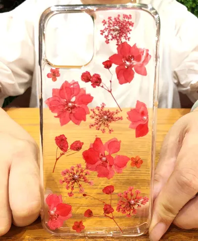 Epoxy Pearl Real Flower Phone Case