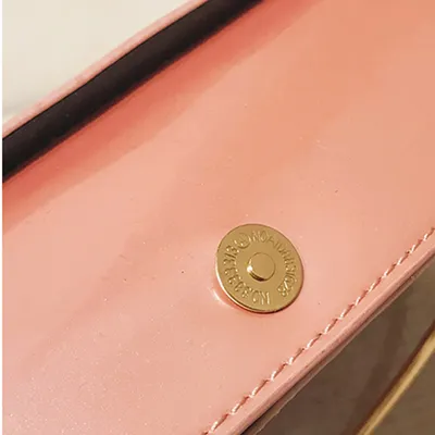 One Shoulder Messenger Fashion Chain Small Square Bag