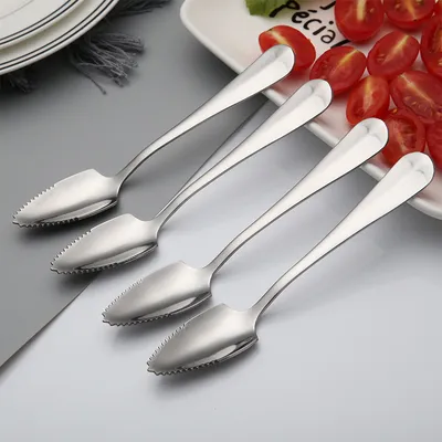 Creative Stainless Steel Fruit Spoon Triangle With Teeth Digging