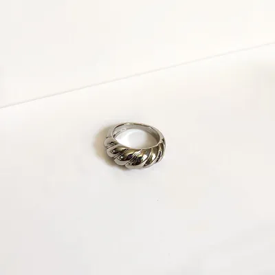 Ring simple cool style fashion personality decoration girl