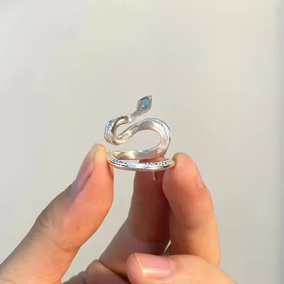 Euramerican Wind Topa Stone Snake Ring Personality