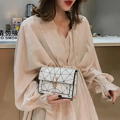 All-match lock chain small square bag